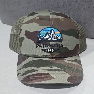 Nwot Patagonia Camo Mesh Back Cap with Embroidered Mountain